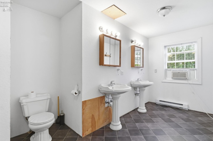 4445 Rider Road, Oak Harbor, 43449, 6 Bedroom Bedrooms, ,3 BathroomBathrooms,Residential,For Sale,Rider,20263342