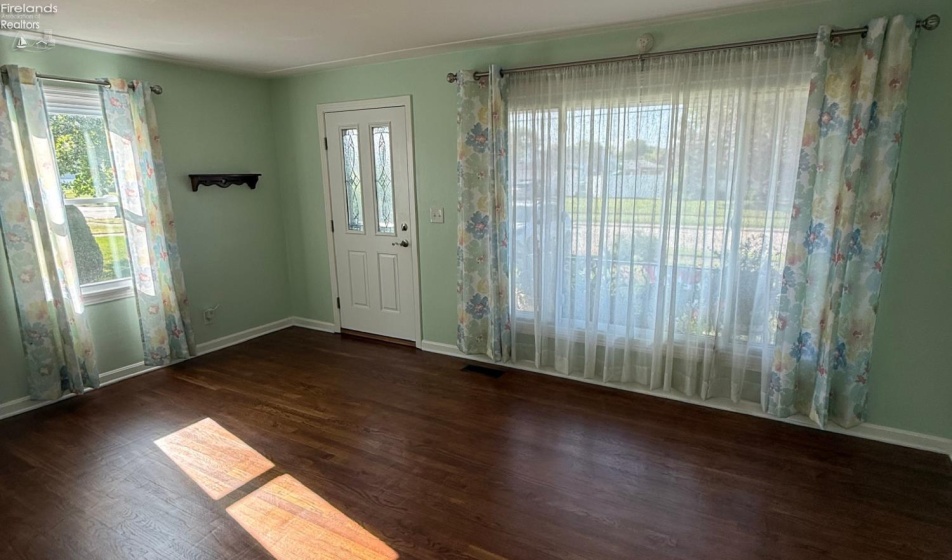 1326 29th, Lorain, 44052, 3 Bedrooms Bedrooms, ,2 BathroomsBathrooms,Residential,For Sale,29th,20263336