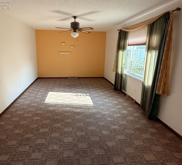 1326 29th, Lorain, 44052, 3 Bedrooms Bedrooms, ,2 BathroomsBathrooms,Residential,For Sale,29th,20263336