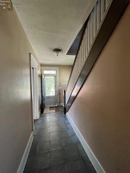 338 Circular Street, Tiffin, 44883, 2 Bedrooms Bedrooms, ,1 BathroomBathrooms,Residential,For Sale,Circular,20263344