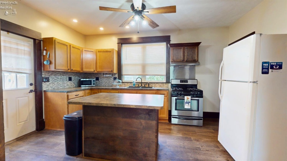 515 Bucyrus Street, Crestline, 44827, 3 Bedrooms Bedrooms, ,2 BathroomsBathrooms,Residential,For Sale,Bucyrus,20263315