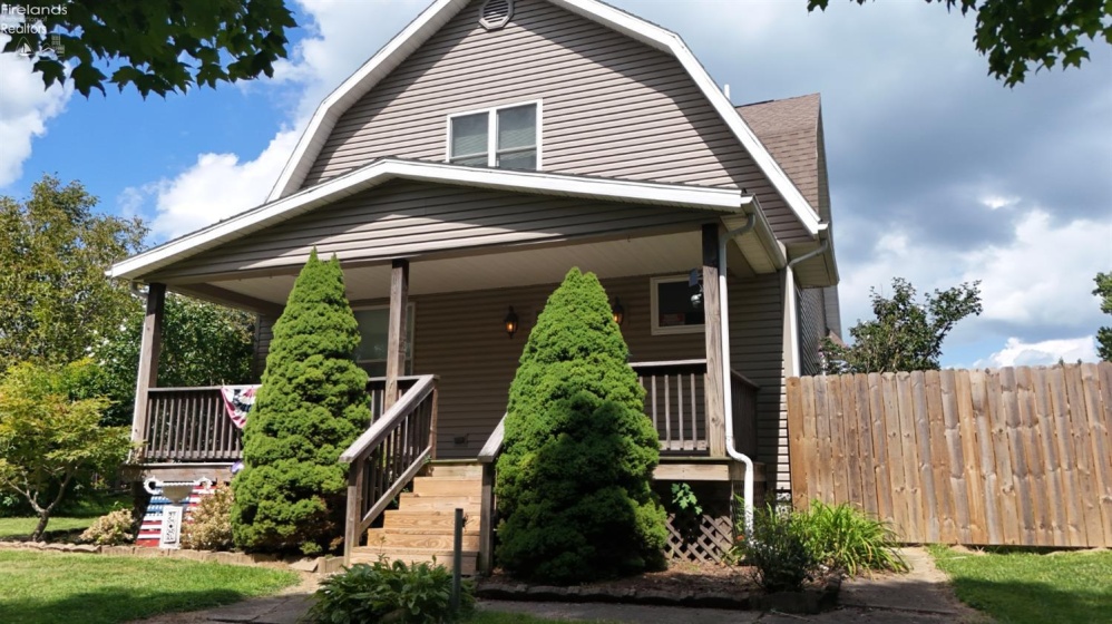 515 Bucyrus Street, Crestline, 44827, 3 Bedrooms Bedrooms, ,2 BathroomsBathrooms,Residential,For Sale,Bucyrus,20263315
