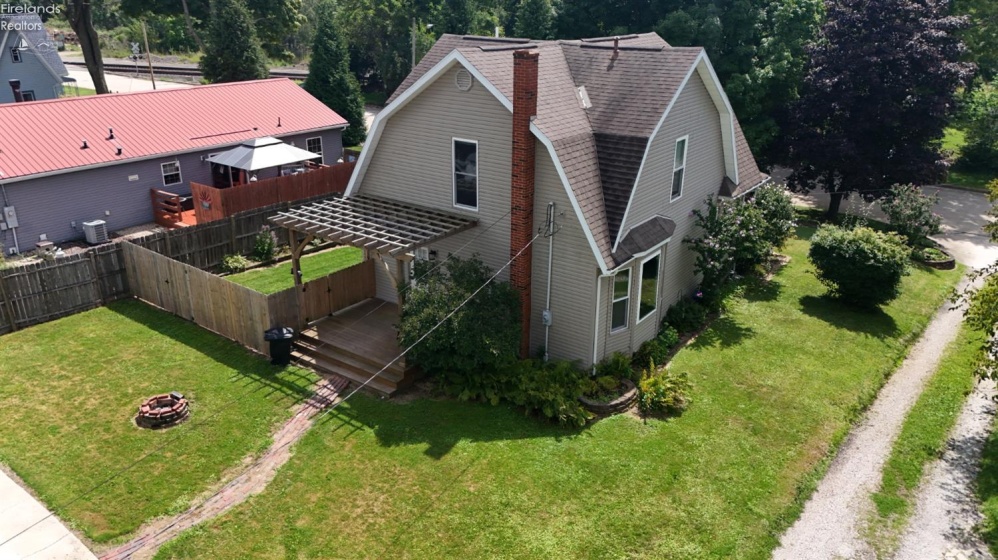 515 Bucyrus Street, Crestline, 44827, 3 Bedrooms Bedrooms, ,2 BathroomsBathrooms,Residential,For Sale,Bucyrus,20263315