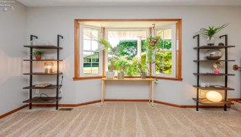 642 Glendale, Port Clinton, 43452, 3 Bedrooms Bedrooms, ,3 BathroomsBathrooms,Residential,For Sale,Glendale,20263217