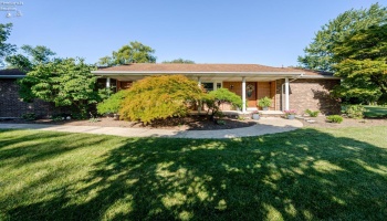 642 Glendale, Port Clinton, 43452, 3 Bedrooms Bedrooms, ,3 BathroomsBathrooms,Residential,For Sale,Glendale,20263217