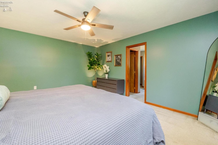 642 Glendale, Port Clinton, 43452, 3 Bedrooms Bedrooms, ,3 BathroomsBathrooms,Residential,For Sale,Glendale,20263217