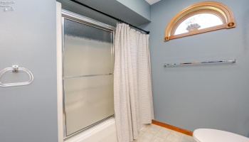 642 Glendale, Port Clinton, 43452, 3 Bedrooms Bedrooms, ,3 BathroomsBathrooms,Residential,For Sale,Glendale,20263217