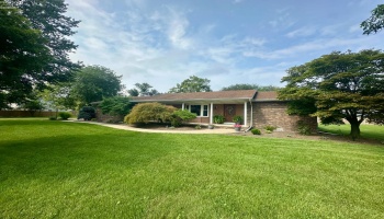 642 Glendale, Port Clinton, 43452, 3 Bedrooms Bedrooms, ,3 BathroomsBathrooms,Residential,For Sale,Glendale,20263217
