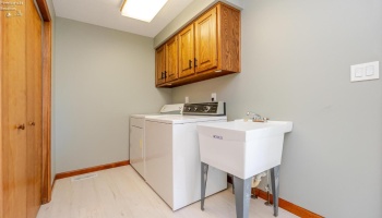 642 Glendale, Port Clinton, 43452, 3 Bedrooms Bedrooms, ,3 BathroomsBathrooms,Residential,For Sale,Glendale,20263217