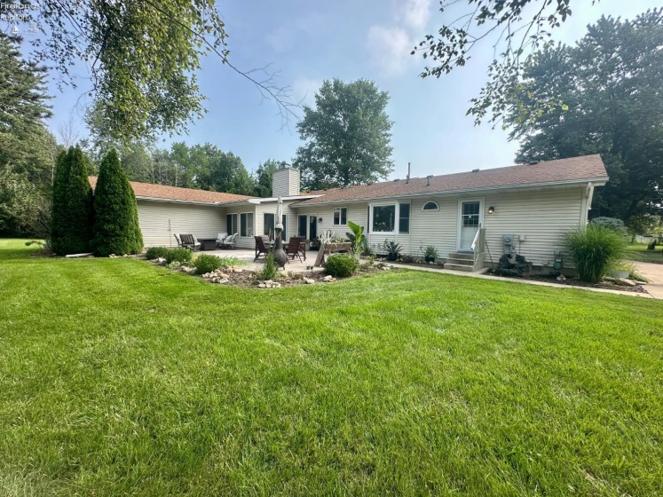 642 Glendale, Port Clinton, 43452, 3 Bedrooms Bedrooms, ,3 BathroomsBathrooms,Residential,For Sale,Glendale,20263217