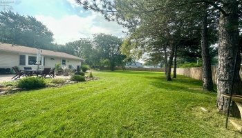 642 Glendale, Port Clinton, 43452, 3 Bedrooms Bedrooms, ,3 BathroomsBathrooms,Residential,For Sale,Glendale,20263217