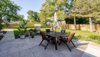 642 Glendale, Port Clinton, 43452, 3 Bedrooms Bedrooms, ,3 BathroomsBathrooms,Residential,For Sale,Glendale,20263217