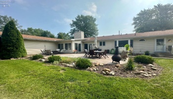642 Glendale, Port Clinton, 43452, 3 Bedrooms Bedrooms, ,3 BathroomsBathrooms,Residential,For Sale,Glendale,20263217