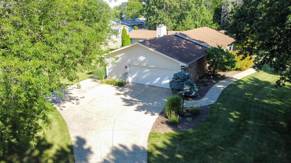 642 Glendale, Port Clinton, 43452, 3 Bedrooms Bedrooms, ,3 BathroomsBathrooms,Residential,For Sale,Glendale,20263217
