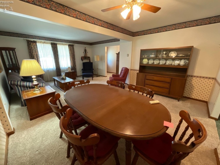 949 Tucker Lane, Fremont, 43420, 2 Bedrooms Bedrooms, ,2 BathroomsBathrooms,Residential,For Sale,Tucker,20263280