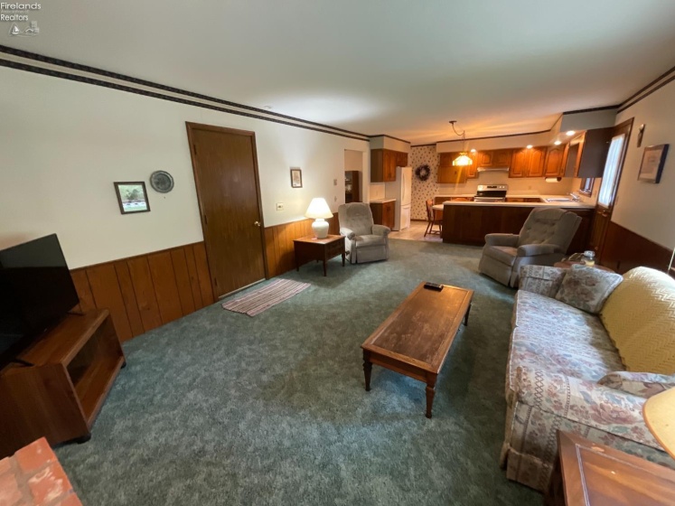 949 Tucker Lane, Fremont, 43420, 2 Bedrooms Bedrooms, ,2 BathroomsBathrooms,Residential,For Sale,Tucker,20263280
