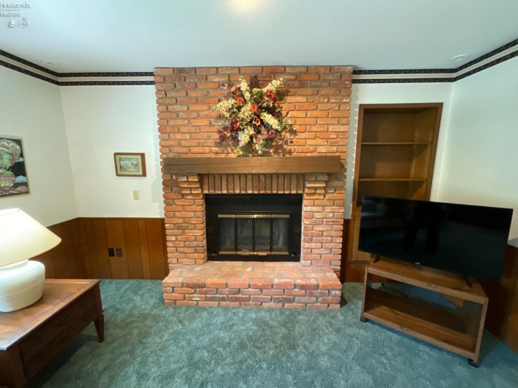 949 Tucker Lane, Fremont, 43420, 2 Bedrooms Bedrooms, ,2 BathroomsBathrooms,Residential,For Sale,Tucker,20263280
