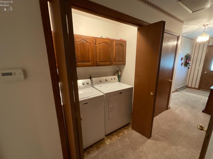 949 Tucker Lane, Fremont, 43420, 2 Bedrooms Bedrooms, ,2 BathroomsBathrooms,Residential,For Sale,Tucker,20263280