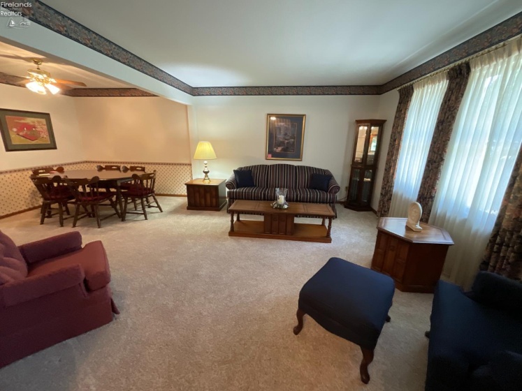 949 Tucker Lane, Fremont, 43420, 2 Bedrooms Bedrooms, ,2 BathroomsBathrooms,Residential,For Sale,Tucker,20263280