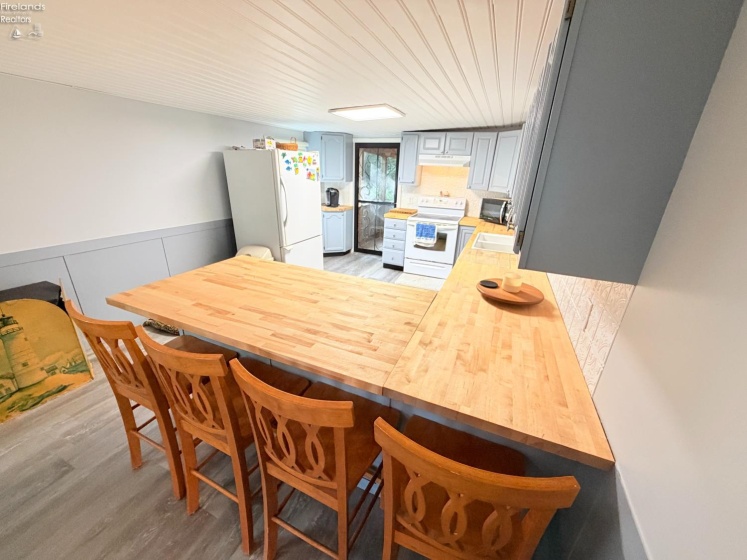 8786 North Shore Boulevard, Marblehead, 43440, 2 Bedrooms Bedrooms, ,1 BathroomBathrooms,Residential,For Sale,North Shore,20263358