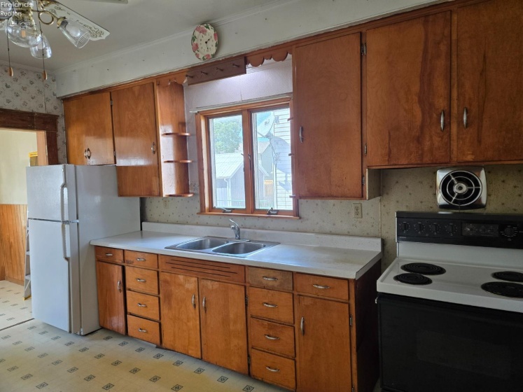 108 Ann Street, Tiffin, 44883, 4 Bedrooms Bedrooms, ,2 BathroomsBathrooms,Residential,For Sale,Ann,20263354