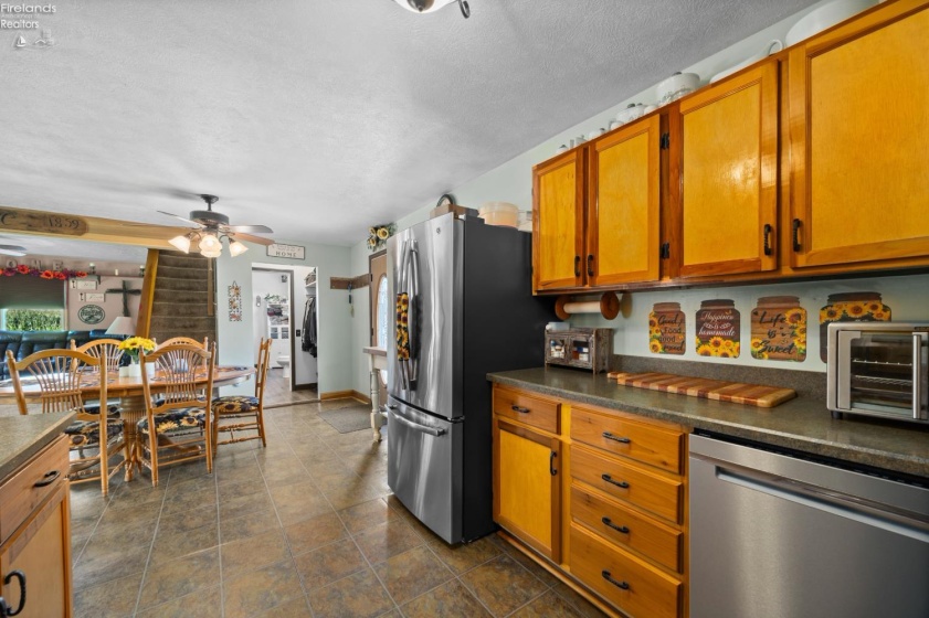 43976 Webster Rd, Wellington, 44090, 3 Bedrooms Bedrooms, ,2 BathroomsBathrooms,Residential,For Sale,Webster Rd,20263364