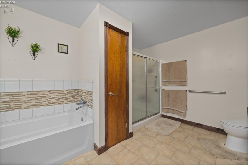 43976 Webster Rd, Wellington, 44090, 3 Bedrooms Bedrooms, ,2 BathroomsBathrooms,Residential,For Sale,Webster Rd,20263364