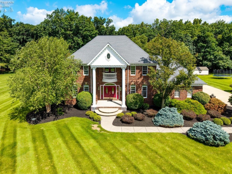 6232 Oak Point Estates, Lorain, 44053, 4 Bedrooms Bedrooms, ,4 BathroomsBathrooms,Residential,For Sale,Oak Point Estates,20263356