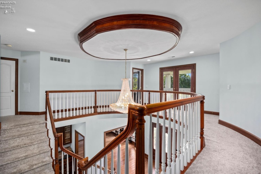 6232 Oak Point Estates, Lorain, 44053, 4 Bedrooms Bedrooms, ,4 BathroomsBathrooms,Residential,For Sale,Oak Point Estates,20263356