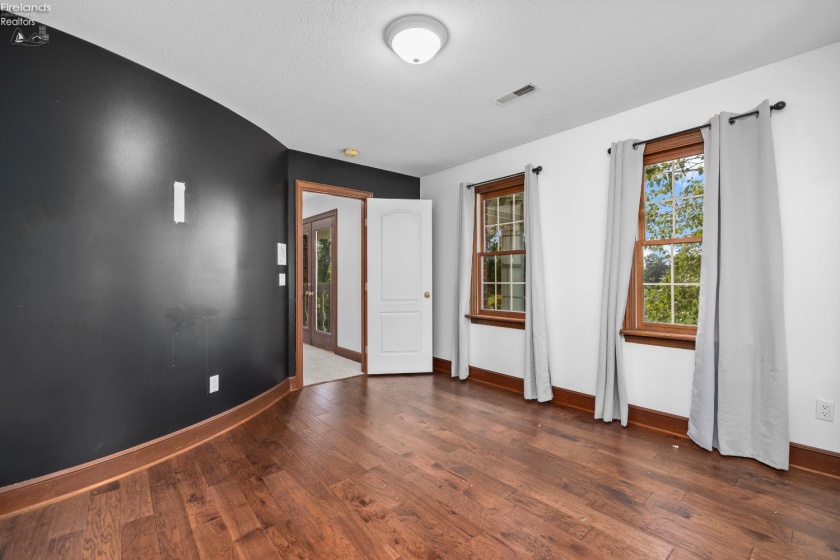 6232 Oak Point Estates, Lorain, 44053, 4 Bedrooms Bedrooms, ,4 BathroomsBathrooms,Residential,For Sale,Oak Point Estates,20263356