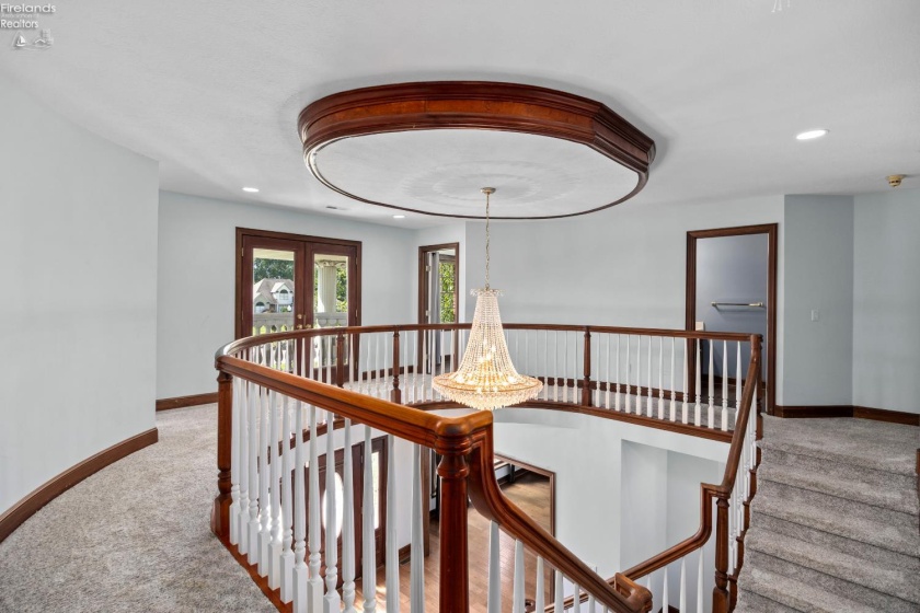 6232 Oak Point Estates, Lorain, 44053, 4 Bedrooms Bedrooms, ,4 BathroomsBathrooms,Residential,For Sale,Oak Point Estates,20263356