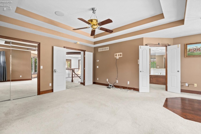 6232 Oak Point Estates, Lorain, 44053, 4 Bedrooms Bedrooms, ,4 BathroomsBathrooms,Residential,For Sale,Oak Point Estates,20263356
