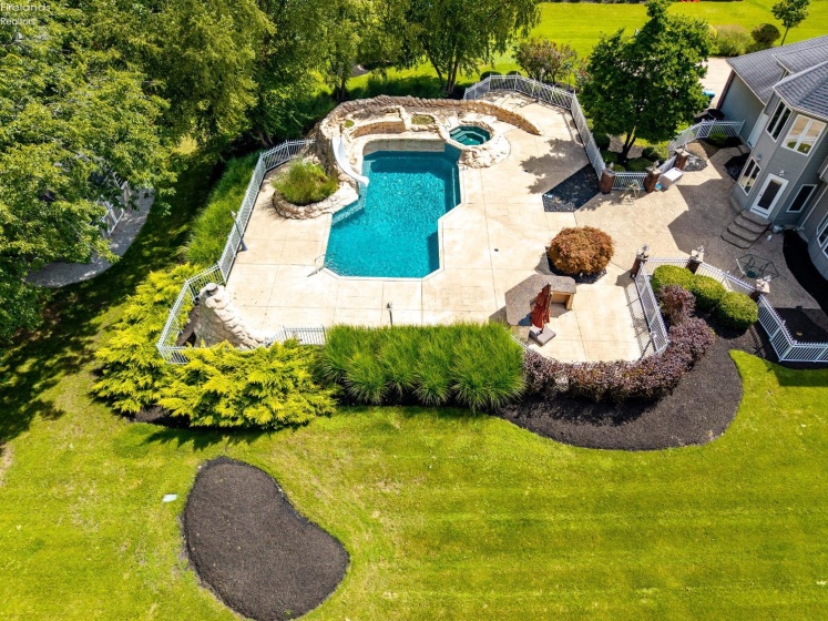 6232 Oak Point Estates, Lorain, 44053, 4 Bedrooms Bedrooms, ,4 BathroomsBathrooms,Residential,For Sale,Oak Point Estates,20263356