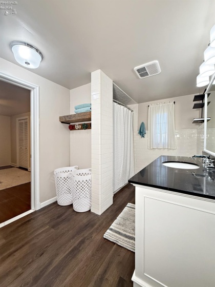536 Washington Street, Tiffin, 44883, 3 Bedroom Bedrooms, ,2 BathroomBathrooms,Residential,For Sale,Washington Street,20263174