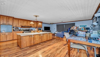 1011 Main Street, Bellevue, 44811, 4 Bedrooms Bedrooms, ,2 BathroomsBathrooms,Residential,For Sale,Main,20263284