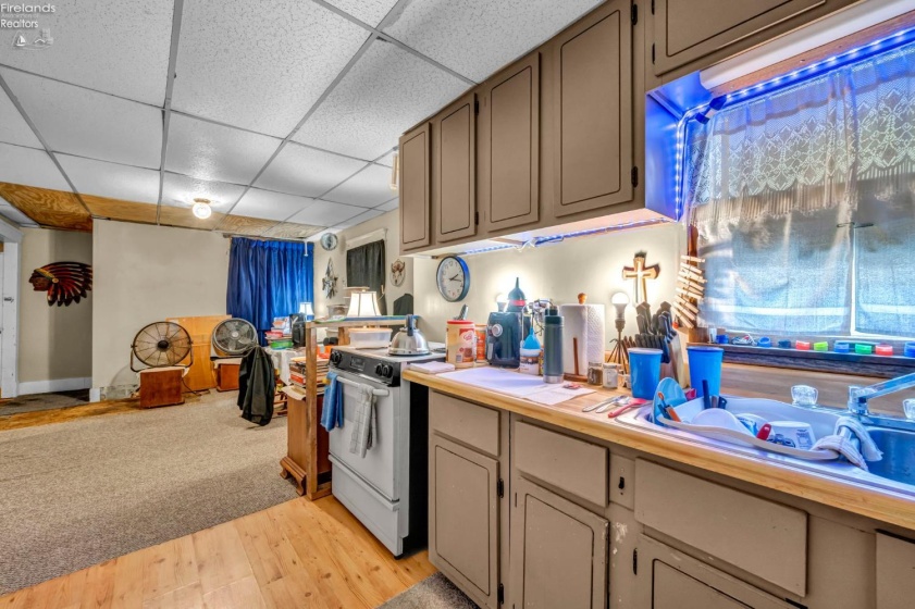 1011 Main Street, Bellevue, 44811, 4 Bedrooms Bedrooms, ,2 BathroomsBathrooms,Residential,For Sale,Main,20263284