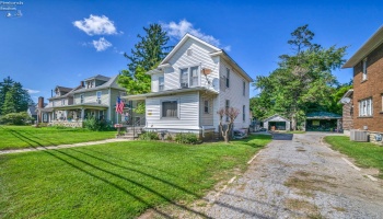 1011 Main Street, Bellevue, 44811, 4 Bedrooms Bedrooms, ,2 BathroomsBathrooms,Residential,For Sale,Main,20263284