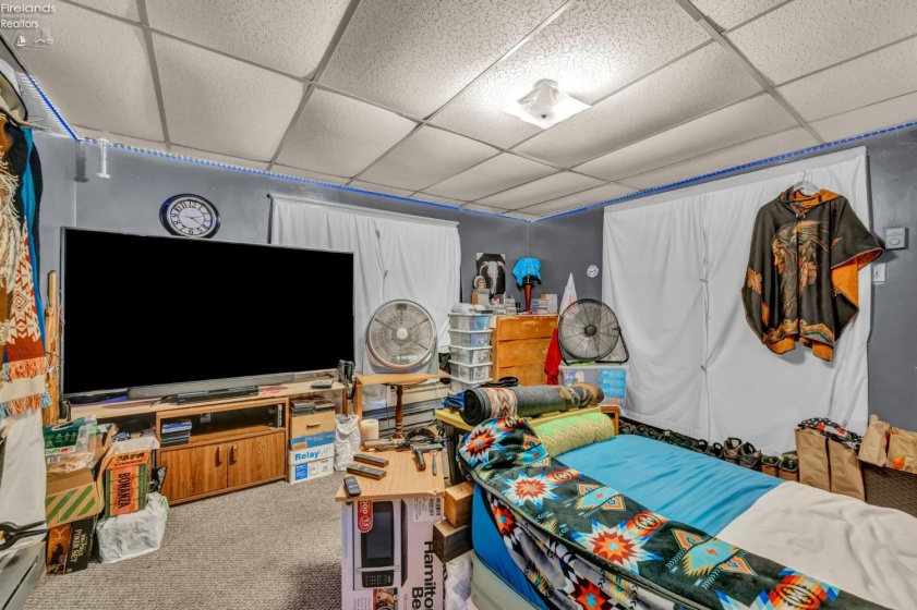 1011 Main Street, Bellevue, 44811, 4 Bedrooms Bedrooms, ,2 BathroomsBathrooms,Residential,For Sale,Main,20263284