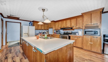 1011 Main Street, Bellevue, 44811, 4 Bedrooms Bedrooms, ,2 BathroomsBathrooms,Residential,For Sale,Main,20263284