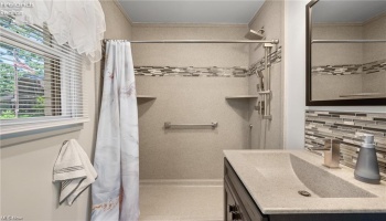 685 Sunnyside, Vermilion, 44089, 3 Bedrooms Bedrooms, ,2 BathroomsBathrooms,Residential,For Sale,Sunnyside,20263386 685 Sunnyside, Vermilion, 44089, 3 Bedrooms Bedrooms, ,2 BathroomsBathrooms,Residential,For Sale,Sunnyside,20263386
