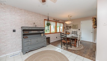 5029 Oakview Drive, Vermilion, 44089, 3 Bedrooms Bedrooms, ,2 BathroomsBathrooms,Residential,For Sale,Oakview,20263388 5029 Oakview Drive, Vermilion, 44089, 3 Bedrooms Bedrooms, ,2 BathroomsBathrooms,Residential,For Sale,Oakview,20263388