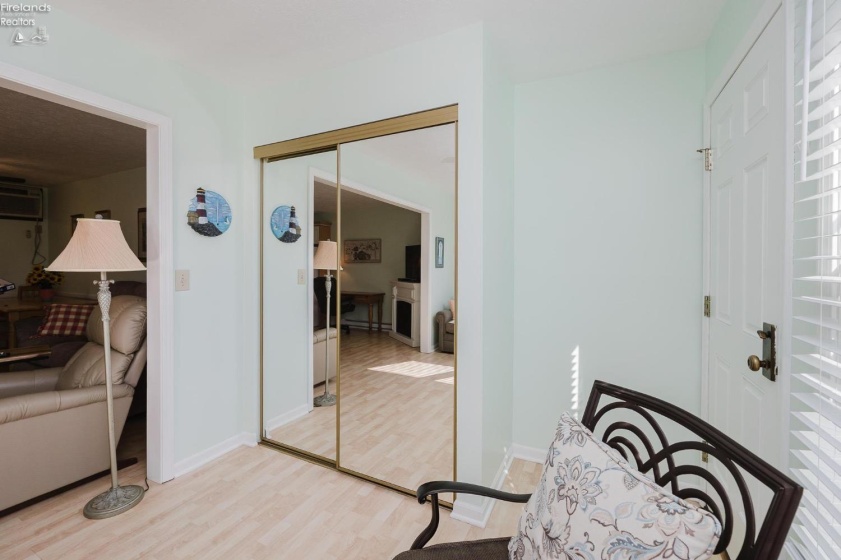 208 Lakeshore, Port Clinton, 43452, 1 Bedroom Bedrooms, ,1 BathroomBathrooms,Residential,For Sale,Lakeshore,20263331