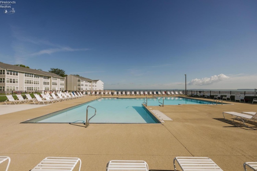 208 Lakeshore, Port Clinton, 43452, 1 Bedroom Bedrooms, ,1 BathroomBathrooms,Residential,For Sale,Lakeshore,20263331