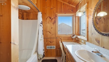 5835 Saylor Street, Marblehead, 43440, 3 Bedrooms Bedrooms, ,2 BathroomsBathrooms,Residential,For Sale,Saylor,20263322