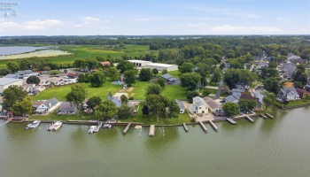 5835 Saylor Street, Marblehead, 43440, 3 Bedrooms Bedrooms, ,2 BathroomsBathrooms,Residential,For Sale,Saylor,20263322