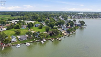 5835 Saylor Street, Marblehead, 43440, 3 Bedrooms Bedrooms, ,2 BathroomsBathrooms,Residential,For Sale,Saylor,20263322