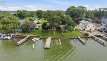 5835 Saylor Street, Marblehead, 43440, 3 Bedrooms Bedrooms, ,2 BathroomsBathrooms,Residential,For Sale,Saylor,20263322