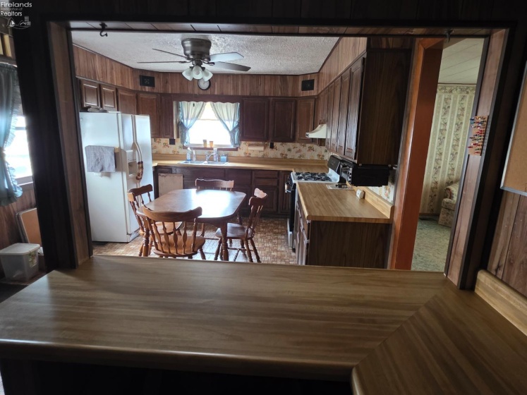 5014 Denver Avenue, Sandusky, 44870, 4 Bedrooms Bedrooms, ,2 BathroomsBathrooms,Residential,For Sale,Denver,20262756