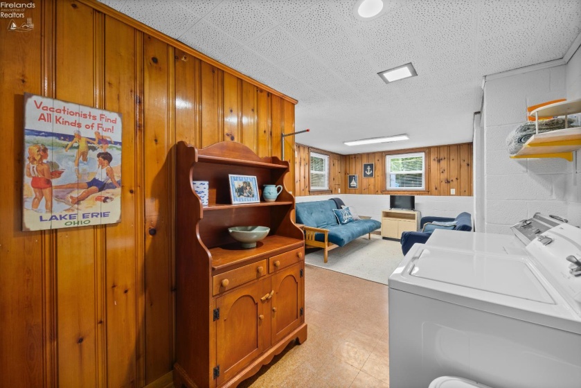 814 Mohawk Drive, Huron, 44839, 3 Bedrooms Bedrooms, ,2 BathroomsBathrooms,Residential,For Sale,Mohawk,20263337