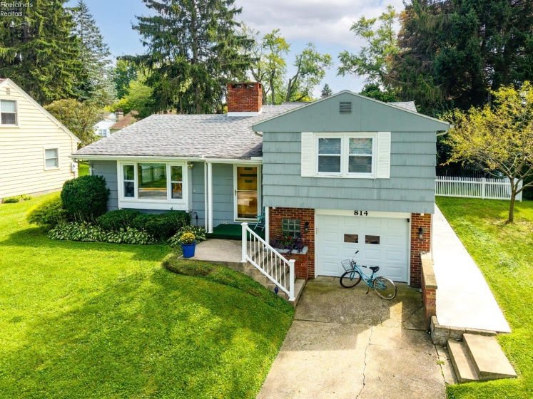 814 Mohawk Drive, Huron, 44839, 3 Bedrooms Bedrooms, ,2 BathroomsBathrooms,Residential,For Sale,Mohawk,20263337